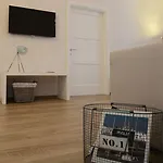 Old Town Bed & Breakfast 2*