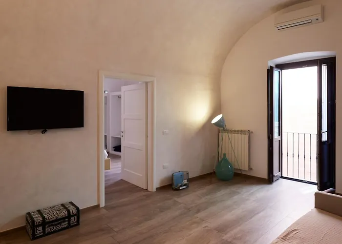 לינה וארוחת בוקר Old Town