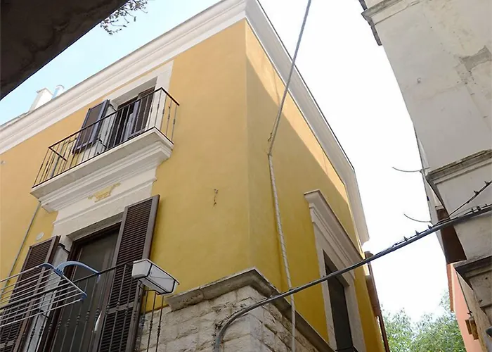 Old Town לינה וארוחת בוקר טרני