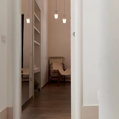 Bed & Breakfast Old Town 2*