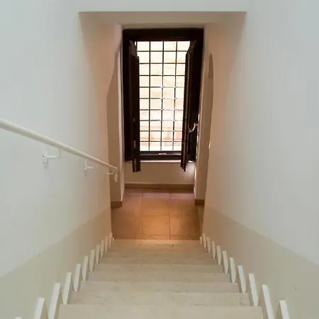 Bed & Breakfast Old Town 2*